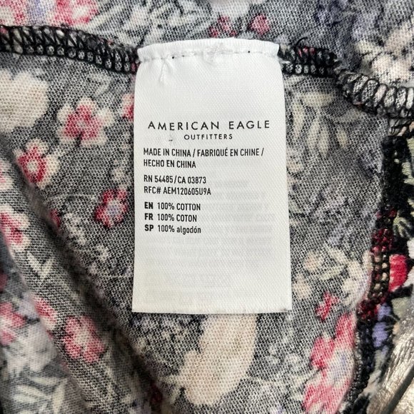 American Eagle Crop Top Small Black Floral Flutter Sleeve Cotton Casual Women's - Picture 11 of 11